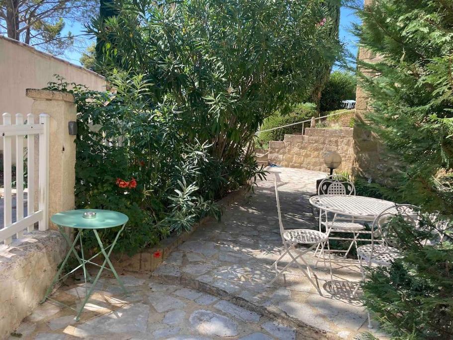 Le Studio D Aurelie Avec Spa Ete En Pleine Campagne Et Proche De Toute Commodite Roquemaure  Exteriér fotografie